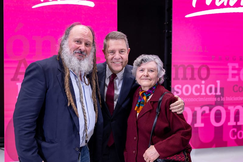 Juan Antonio Mínguez recibe el Reconocimiento a la Iniciativa Social en una gala en Mondéjar